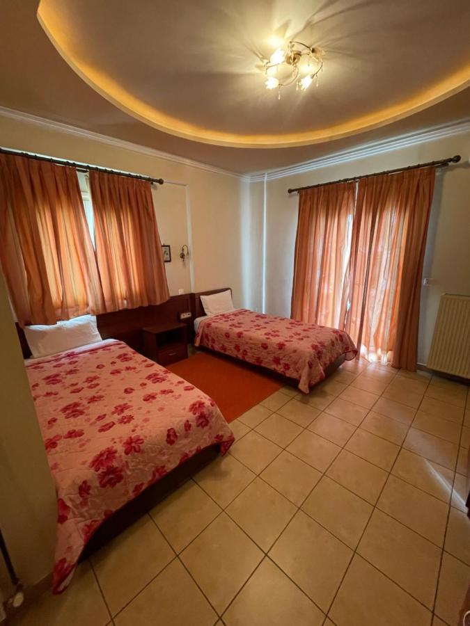 Hotel Melastron Elaszóna Kültér fotó