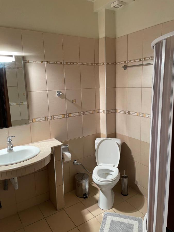 Hotel Melastron Elaszóna Kültér fotó